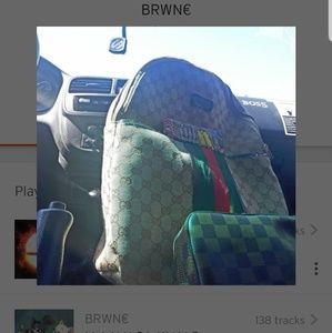 Meet your Posher, Aaron